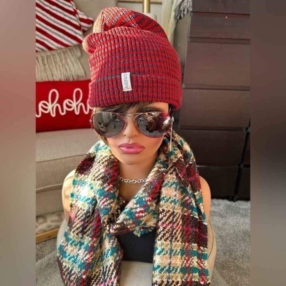 ❄️NWOT Aeropostale striped red slouchy knit ribbed winter hat AERO